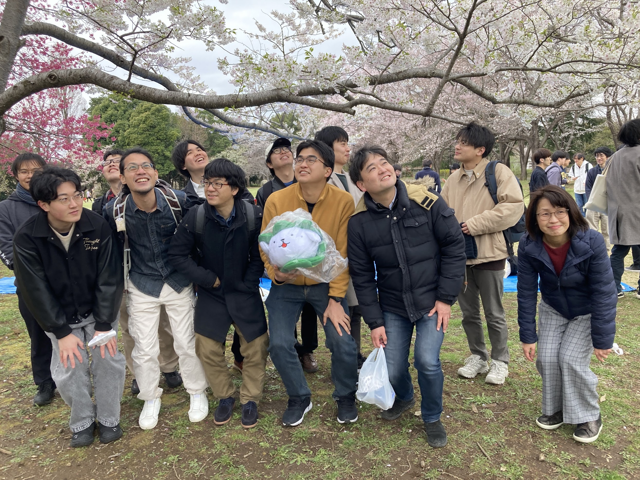 岡研究室イベントでの集合写真